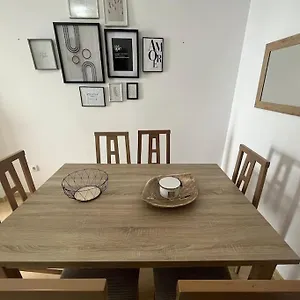 https://apartamento-a-pie-de-playa-con-vistas-al-mar.es-andalucia.com